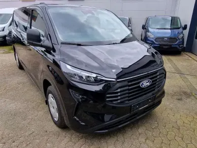 Neu Ford Transit Custom Trend 136 PS (100 kW) 2025 Schwarz Van / Kleinbus