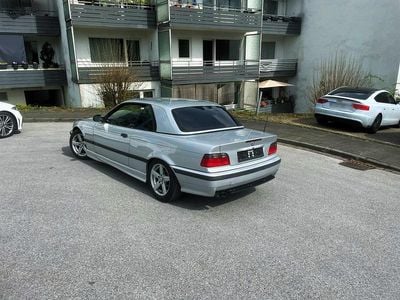 Gebraucht BMW 318 Cabriolet 115 PS (84 kW) 1999 Silber Cabrio