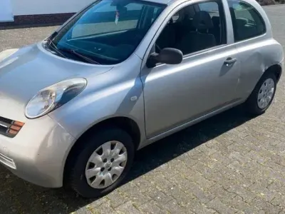 Gebraucht Nissan Micra 65 PS (47 kW) 2004 Silber Kleinwagen