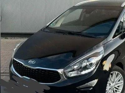 Second-hand Kia Carens DREAM-TEAM Edition 141 CP (103 kW) 2017 Negru Monovolum