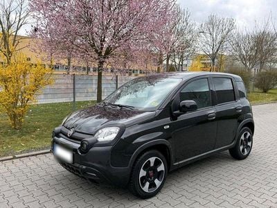 Gebraucht Fiat Panda Cross Cross 69 PS (50 kW) 2023 Schwarz Kleinwagen