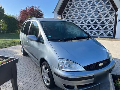 Second-hand Ford Galaxy 116 CP (85 kW) 2004 Argintiu Monovolum