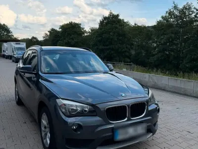 Gebraucht BMW X1 143 PS (105 kW) 2013 Grau SUV