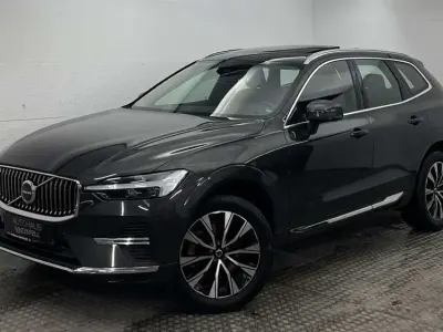 Gebraucht Volvo XC60 Plus 271 PS (199 kW) 2023 Platinum grey (metallic) SUV