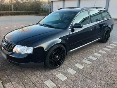 Gebraucht Audi A6 165 PS (121 kW) 2001 Blau Kombi