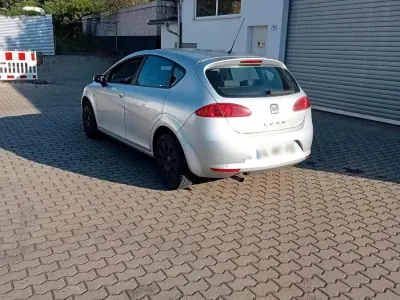Gebraucht Seat Leon 102 PS (75 kW) 2009 Silber Kleinwagen