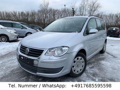 Silber Gebraucht 2009 VW Touran Trendline Van / Kleinbus | 3.900 € (Fairer Preis)