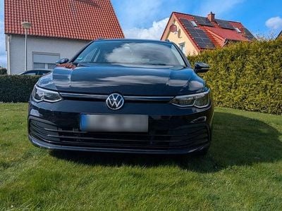 Gebraucht VW Golf VII Life 150 PS (110 kW) 2020 Schwarz Kombi