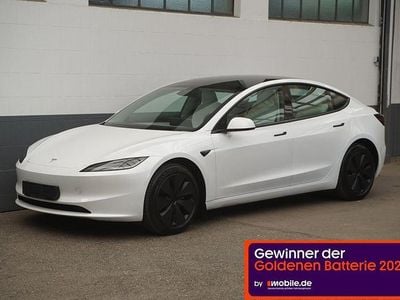 Begagnad Tesla Model 3 Standard Range 208 kW (283 HK) 2024 Vit Sedan