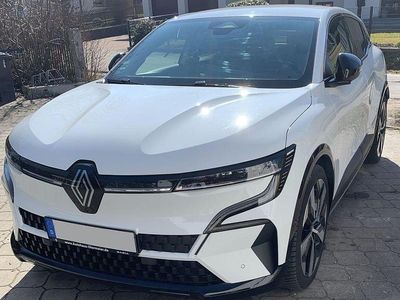 Gebraucht Renault Megane E-Tech Komfort 160 kW (218 PS) 2022 Weiß Limousine