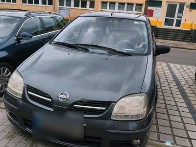Gebraucht Nissan Almera Tino 118 PS (86 kW) 2005 Grau Van / Kleinbus