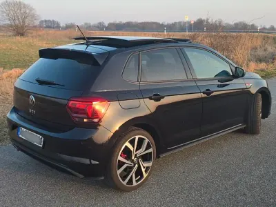 Gebraucht VW Polo Beats 207 PS (152 kW) 2021 Schwarz Kleinwagen