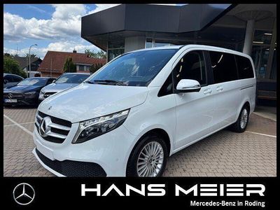 Mercedes V220