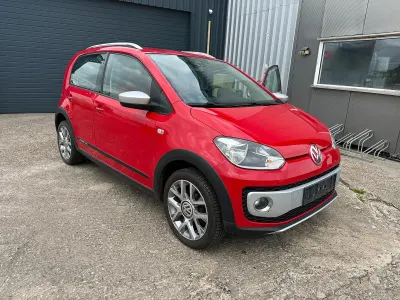 Gebraucht VW up! 75 PS (55 kW) 2014 Rot Kleinwagen