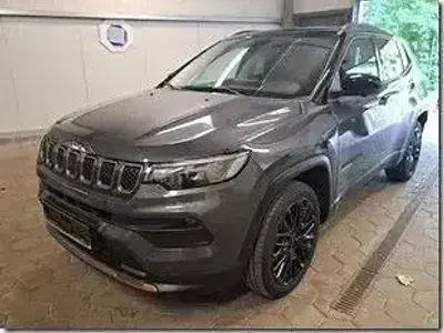 Gebraucht Jeep Compass 131 PS (96 kW) 2022 Grau SUV