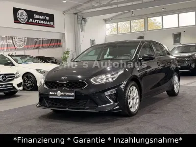 Gebraucht Kia Ceed Vision 99 PS (72 kW) 2018 Schwarz Kleinwagen