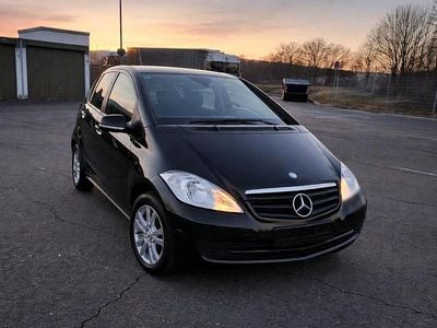 Gebraucht Mercedes A150 95 PS (69 kW) 2008 Schwarz Kleinwagen