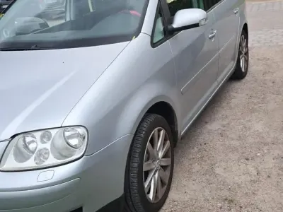 Gebraucht VW Touran 105 PS (77 kW) 2004 Grau Van / Kleinbus