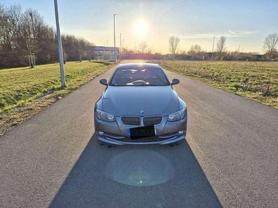 Usata BMW 330 Sport Line 245 CV (180 kW) 2010 Grigio Coupé
