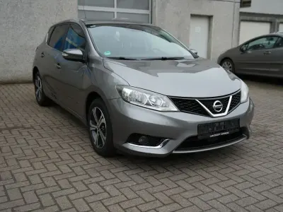 Gebraucht Nissan Pulsar Acenta 116 PS (85 kW) 2016 Grau Kleinwagen