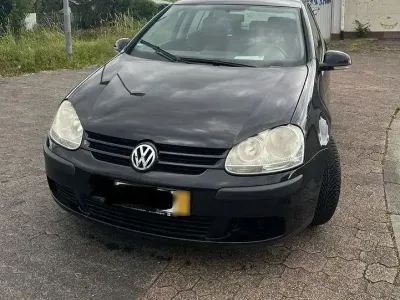 Gebraucht VW Golf V 115 PS (84 kW) 2005 Schwarz Kleinwagen