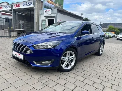 Gebraucht Ford Focus Titanium 125 PS (91 kW) 2018 Blau Limousine