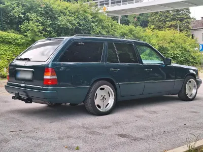 Gebraucht Mercedes E320 220 PS (161 kW) 1995 Grün Kombi