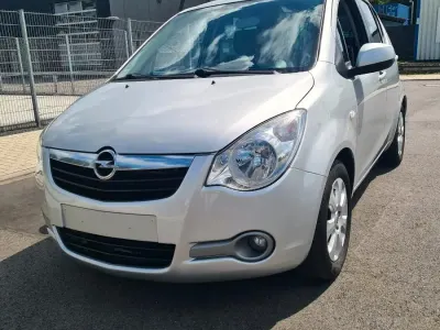 Gebraucht Opel Agila Edition 86 PS (63 kW) 2009 Silber Kleinwagen