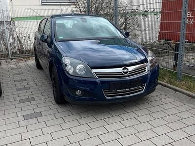 Gebraucht Opel Astra Innovation 140 PS (102 kW) 2008 Blau Limousine