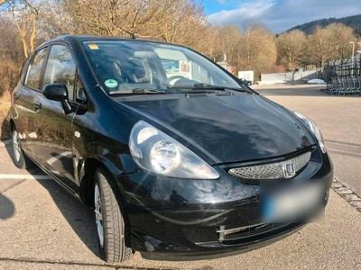Second-hand Honda Jazz 78 CP (57 kW) 2007 Negru Hatchback