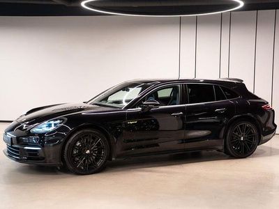 Gebraucht Porsche Panamera 4 Sport Turismo 462 PS (339 kW) 2018 Schwarz Limousine