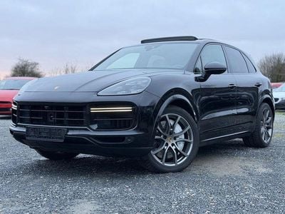 Gebraucht Porsche Cayenne Turbo Chrono 549 PS (403 kW) 2018 Schwarz SUV