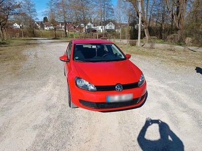 Usata VW Golf VI Trendline 80 CV (58 kW) 2009 Rosso Utilitaria