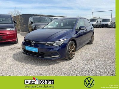Usata VW Golf VIII Active 150 CV (110 kW) 2021 Blu Berlina
