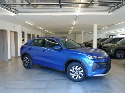 Neu VW T-Roc Trendline 116 PS (85 kW) 2026 Grau SUV