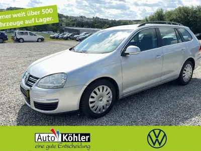 Gebraucht VW Golf V Comfortline 105 PS (77 kW) 2008 Silber Limousine