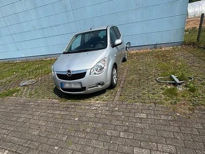 Gebraucht Opel Agila 86 PS (63 kW) 2008 Silber Kleinwagen