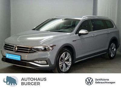 Mondsteingrau Gebraucht 2023 VW Passat Alltrack Kombi | 34.880 € (Etwas zu teuer)