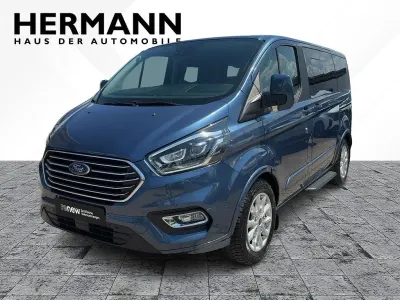 Gebraucht Ford Tourneo Titanium 150 PS (110 kW) 2022 Blau Kombi
