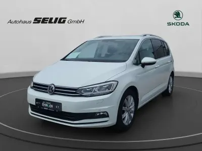 Gebraucht VW Touran Highline 150 PS (110 kW) 2019 Weiß Van / Kleinbus