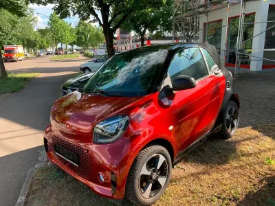 Gebraucht Smart ForTwo Electric Drive Passion Exclusive 60 kW (82 PS) 2024