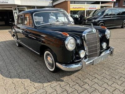 Schwarz Gebraucht 1958 Mercedes 219 Limousine | 24.500 €