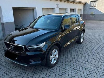 Usata Volvo XC40 Momentum 150 CV (110 kW) 2020 Nero SUV