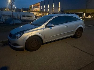 Gebraucht Opel Astra GTC 77 PS (56 kW) 2005 Silber Coupé