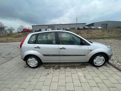 gebraucht Ford Fiesta 1.4 Benzin TOP ZUSTAND!!!!