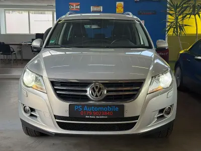 Gebraucht VW Tiguan Sportline 140 PS (102 kW) 2010 Silber SUV