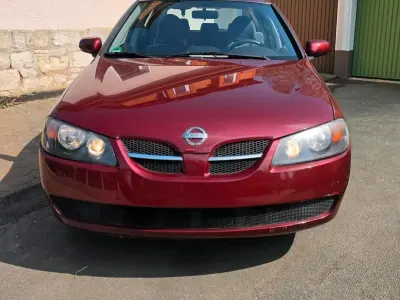 Usata Nissan Almera 98 CV (72 kW) 2003 Rosso Berlina