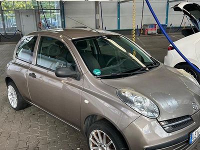 Gebraucht 2001 Nissan Micra Limousine | 1.250 €