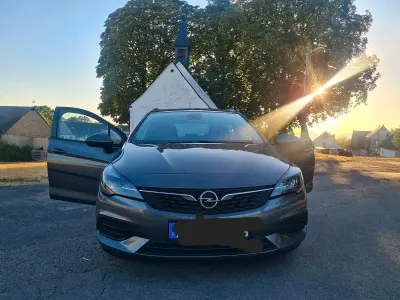 Gebraucht Opel Astra 102 PS (75 kW) 2021 Grau Kombi
