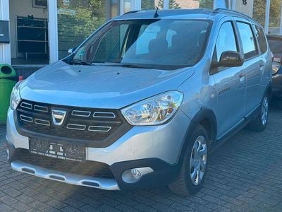 Usata Dacia Lodgy Stepway 116 CV (85 kW) 2021 Grigio Monovolume